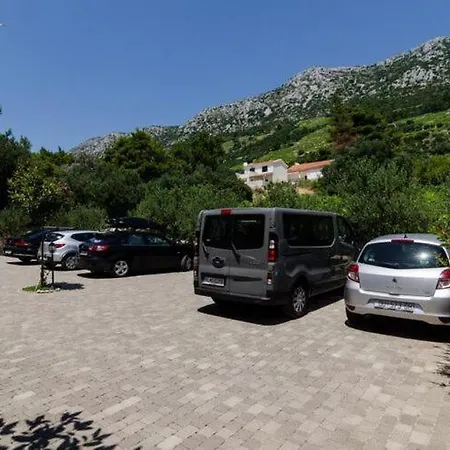 Apartmán Plavac Mali- Three Bedroom With Terrace And Sea View Potomje