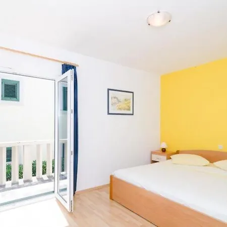 Plavac Mali- Three Bedroom With Terrace And Sea View * Potomje