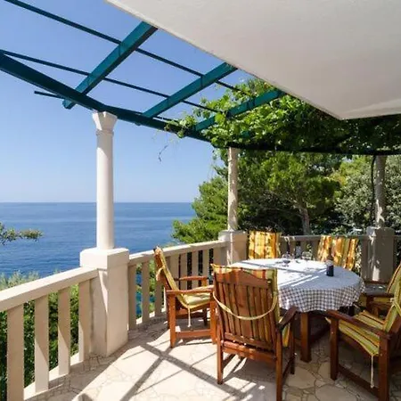 Apartmán Plavac Mali- Three Bedroom With Terrace And Sea View *